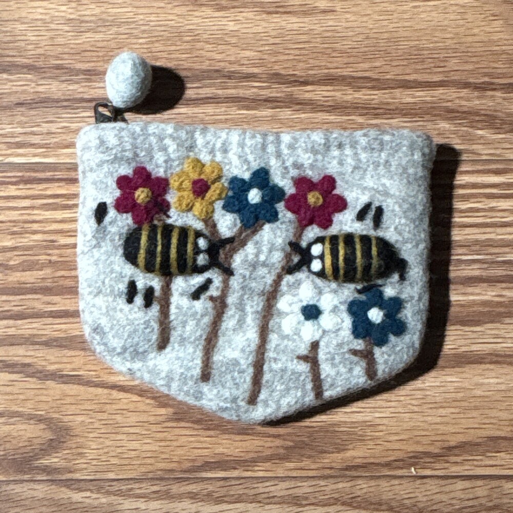 Gray Wool Zipper Coin Purse Pouch, Embroidered Bees & Flowers, Boho